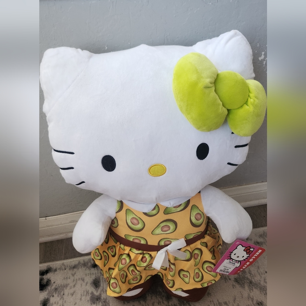 Hello Kitty avocado